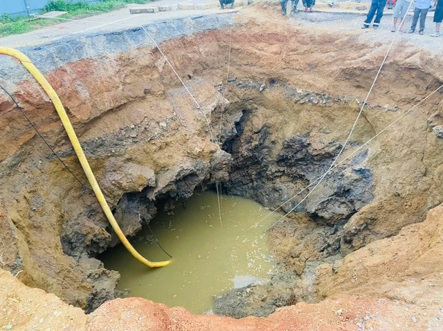 Bí ẩn địa chất nào khiến hố tử thần ở Bắc Kạn 'nuốt chửng' người rơi xuống?- Ảnh 2.