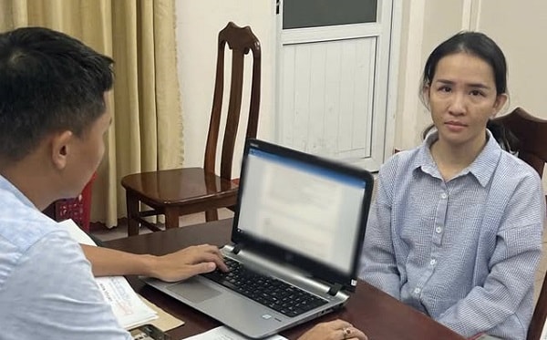 Vận động đối tượng trốn truy nã hơn 5 năm ra đầu thú- Ảnh 1.