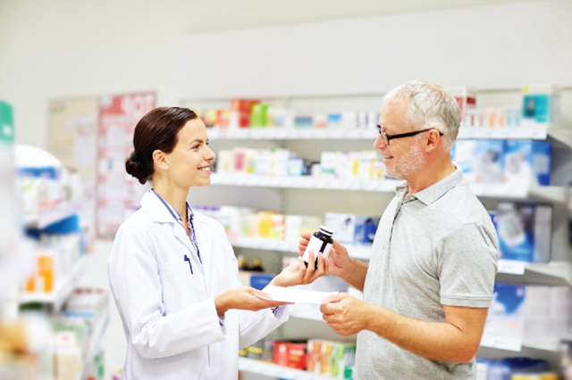 Người cao tuổi có nên uống vitamin tổng hợp?- Ảnh 2.