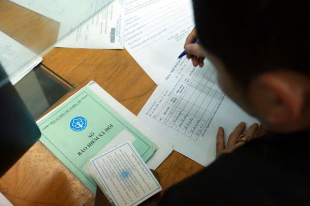 Từ 2026, sổ BHXH điện tử thay thế bản giấy, người dân làm thủ tục thế nào?- Ảnh 1.