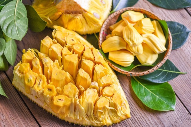 Ăn vải, mít có 'nóng' không? Bà nội trợ tranh cãi, chuyên gia lên tiếng- Ảnh 2.