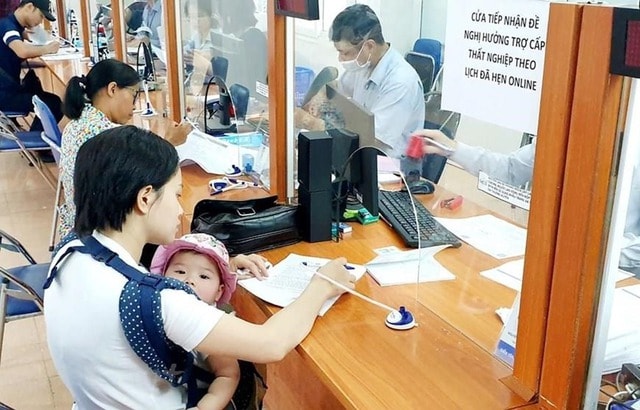 Người lao động phải đóng bao nhiêu % tiền lương/tháng bảo hiểm thất nghiệp?- Ảnh 1.