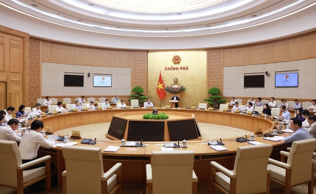 Thủ tướng: Luật TMĐT phải có công cụ giám sát, chống hàng giả và gian lận thuế- Ảnh 1.