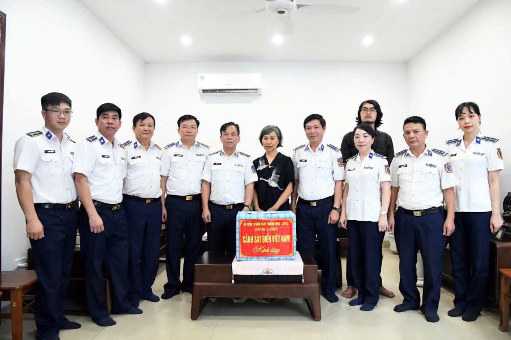 Chuyện về người vợ có chồng liệt sĩ 'nằm lại giữa trùng khơi'- Ảnh 4.