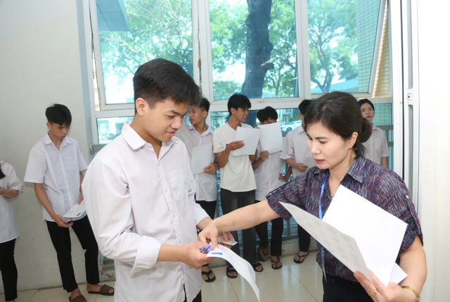 Tạm hoãn nghĩa vụ quân sự khi chờ xét tuyển đại học: Thí sinh cần làm gì?- Ảnh 1.