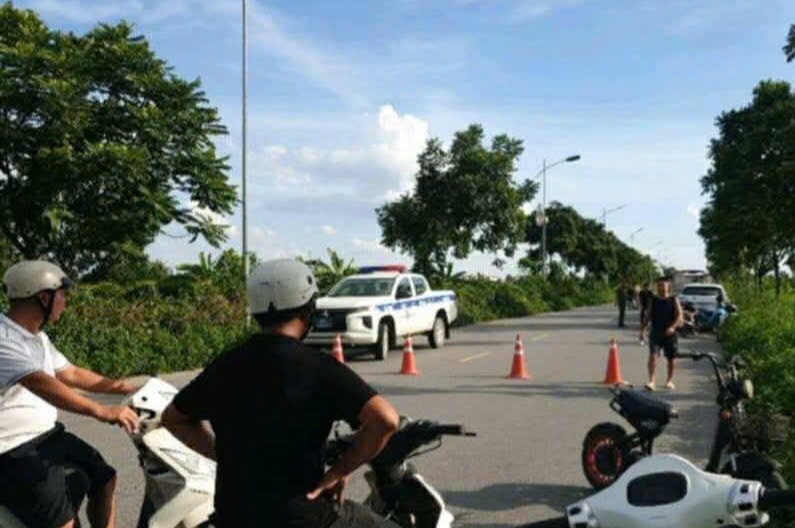 Thương tâm: Vợ chồng gặp nạn tử vong sau khi va chạm với ô tô tải- Ảnh 2. Thương tâm: Vợ chồng gặp nạn tử vong sau khi va chạm với ô tô tải- Ảnh 2.