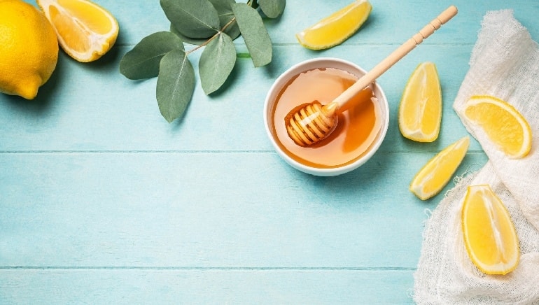 Những thứ không nên trộn với mật ong