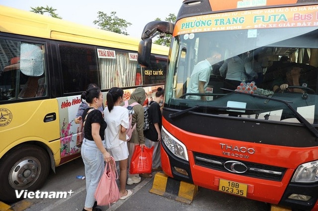 Lượng khách đi lại tại các bến xe Hà Nội dự báo tăng 350% dịp nghỉ lễ 2/9- Ảnh 1.