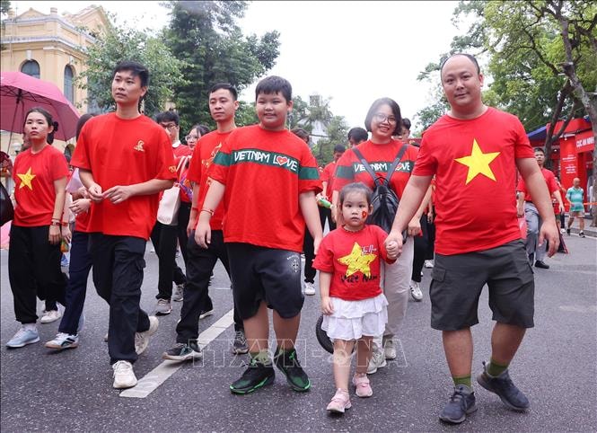 Phát động sự kiện đi bộ trên toàn quốc 'Cùng Việt Nam tiến bước'- Ảnh 14.