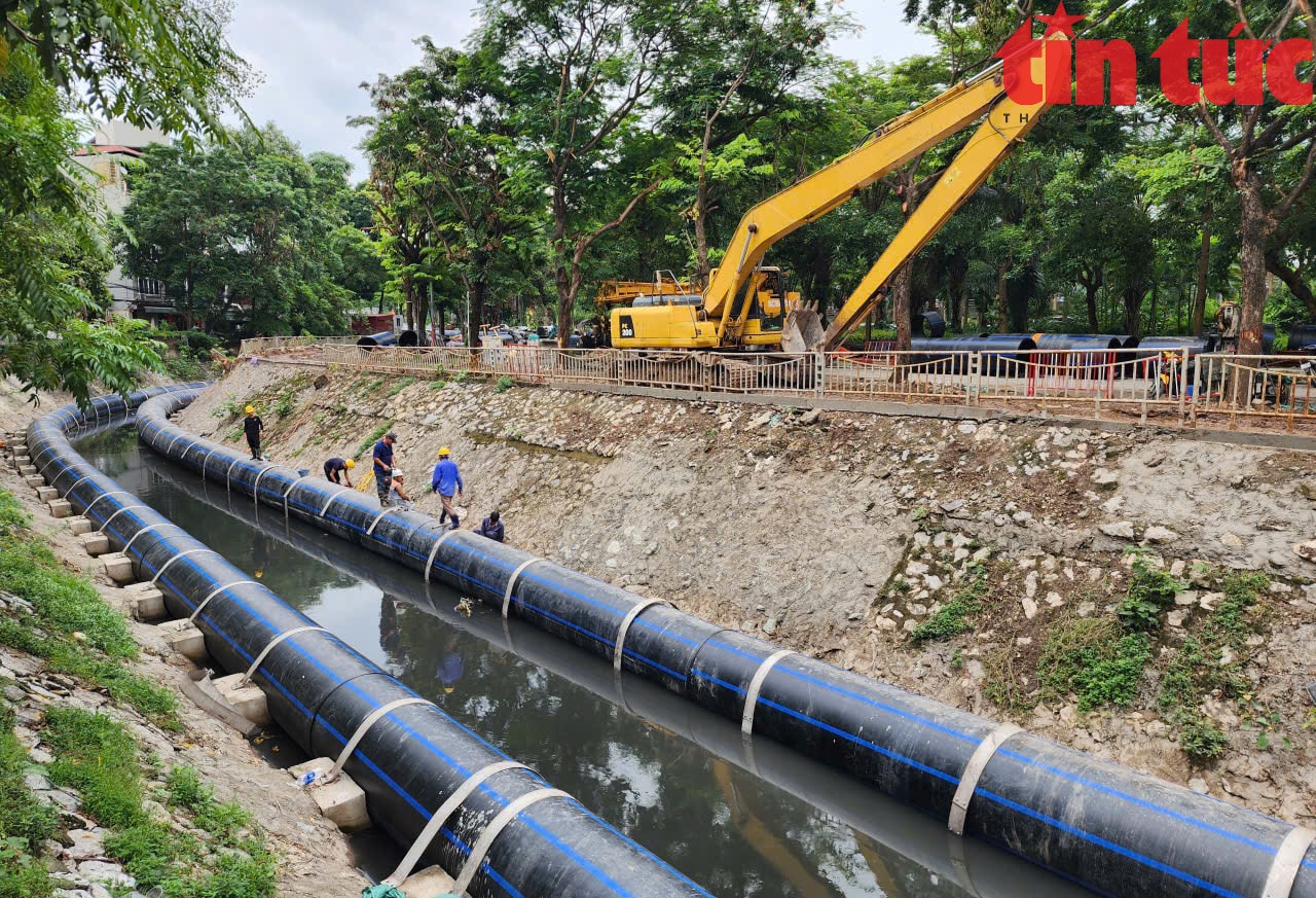 Cận cảnh đường ống khổng lồ dẫn nước hồ Tây ‘hồi sinh’ sông Tô Lịch- Ảnh 6.