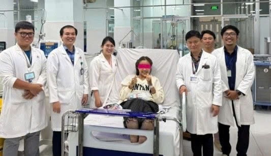 Cô gái ngưng tim sau 2 năm sử dụng thuốc lá điện tử- Ảnh 1.