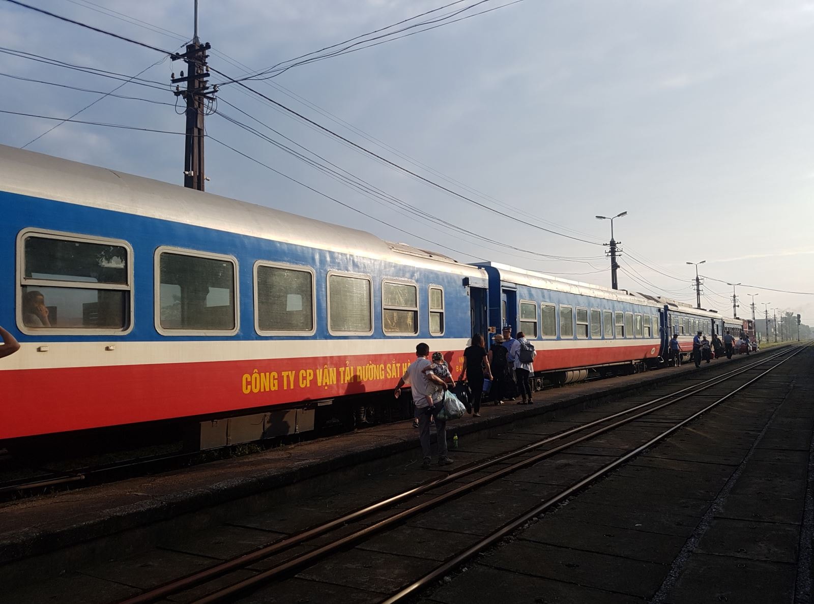 Đường sắt Việt Nam tăng cường 51 chuyến tàu phục vụ dịp Lễ Quốc khánh 2/9/2025- Ảnh 1.