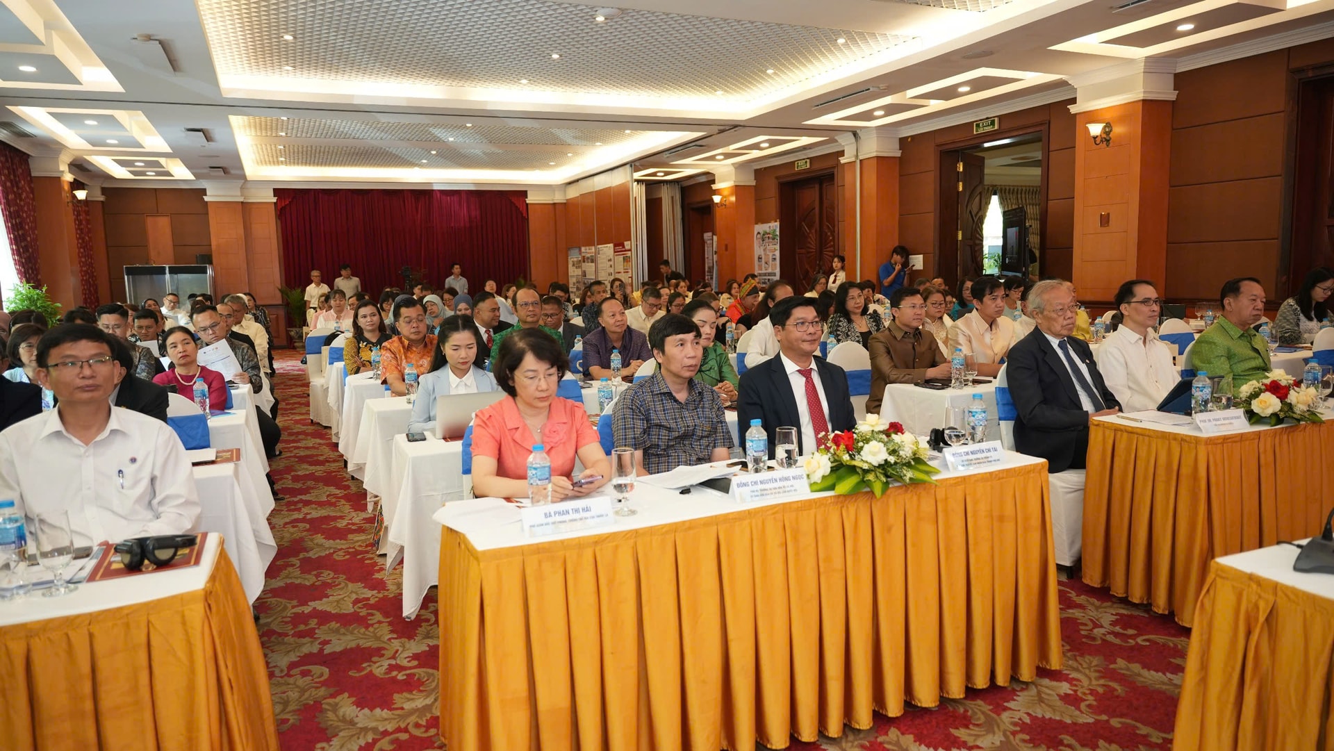 Phòng, chống tác hại thuốc lá là một phần quan trọng trong chiến lược phát triển bền vững- Ảnh 1.