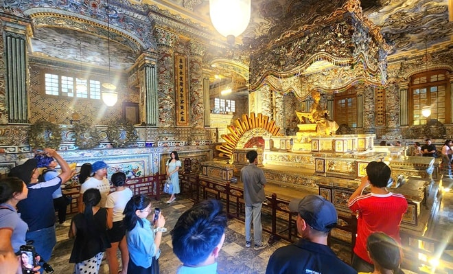 Doanh thu du lịch Huế, Quảng Trị tăng mạnh dịp nghỉ lễ 2/9- Ảnh 2.