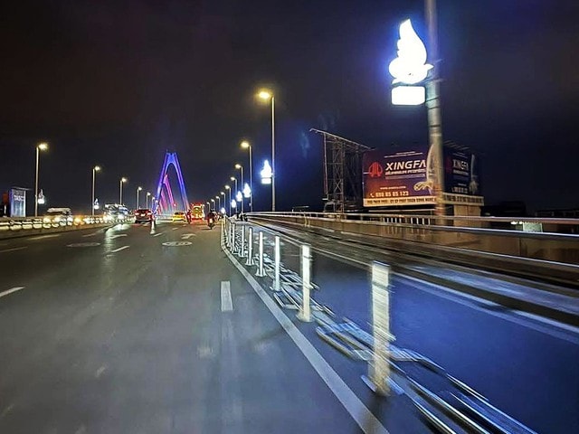 Người dân lưu ý: Cầu Nhật Tân cấm toàn bộ phương tiện từ 0h đến 4h trong tháng 9- Ảnh 2.