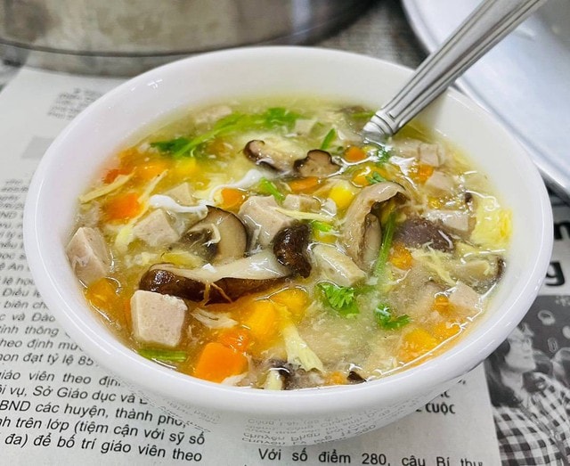 Thói quen ăn sáng giúp người cao tuổi kéo dài tuổi thọ - Ảnh 3. Thói quen ăn sáng giúp người cao tuổi kéo dài tuổi thọ - Ảnh 3.