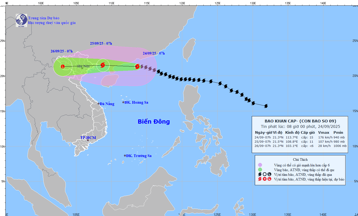 Bão số 9 giảm cường độ, bão số 10 sẽ đổ bộ vào miền Trung- Ảnh 2. Bão số 9 giảm cường độ, bão số 10 sẽ đổ bộ vào miền Trung- Ảnh 2.
