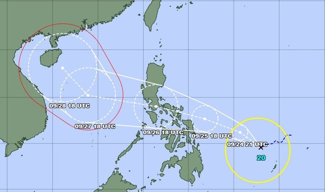Bão số 9 giảm cường độ, bão số 10 sẽ đổ bộ vào miền Trung- Ảnh 3. Bão số 9 giảm cường độ, bão số 10 sẽ đổ bộ vào miền Trung- Ảnh 3.