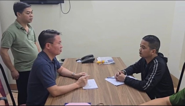 Dùng dao đâm chết vợ và người khác trong đêm vì tình ái- Ảnh 2.