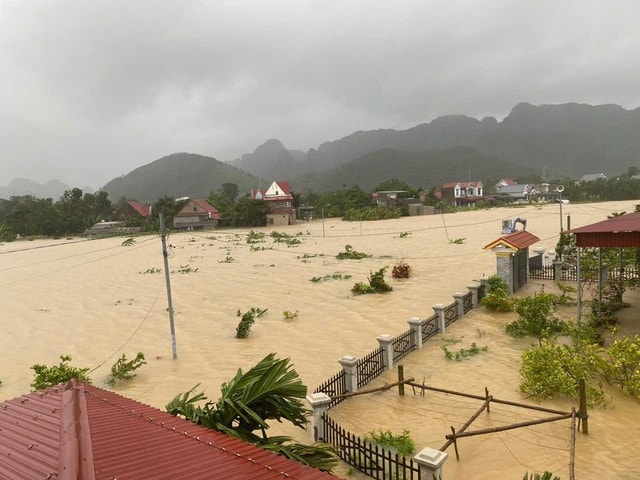 Khẩn trương đảm bảo an toàn đê điều, ứng phó với lũ lên nhanh trên các sông- Ảnh 2.