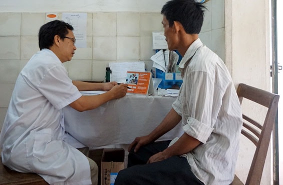 Những người hút thuốc có nguy cơ bị ung thư phổi cao gấp 25 lần người không sử dụng- Ảnh 1.