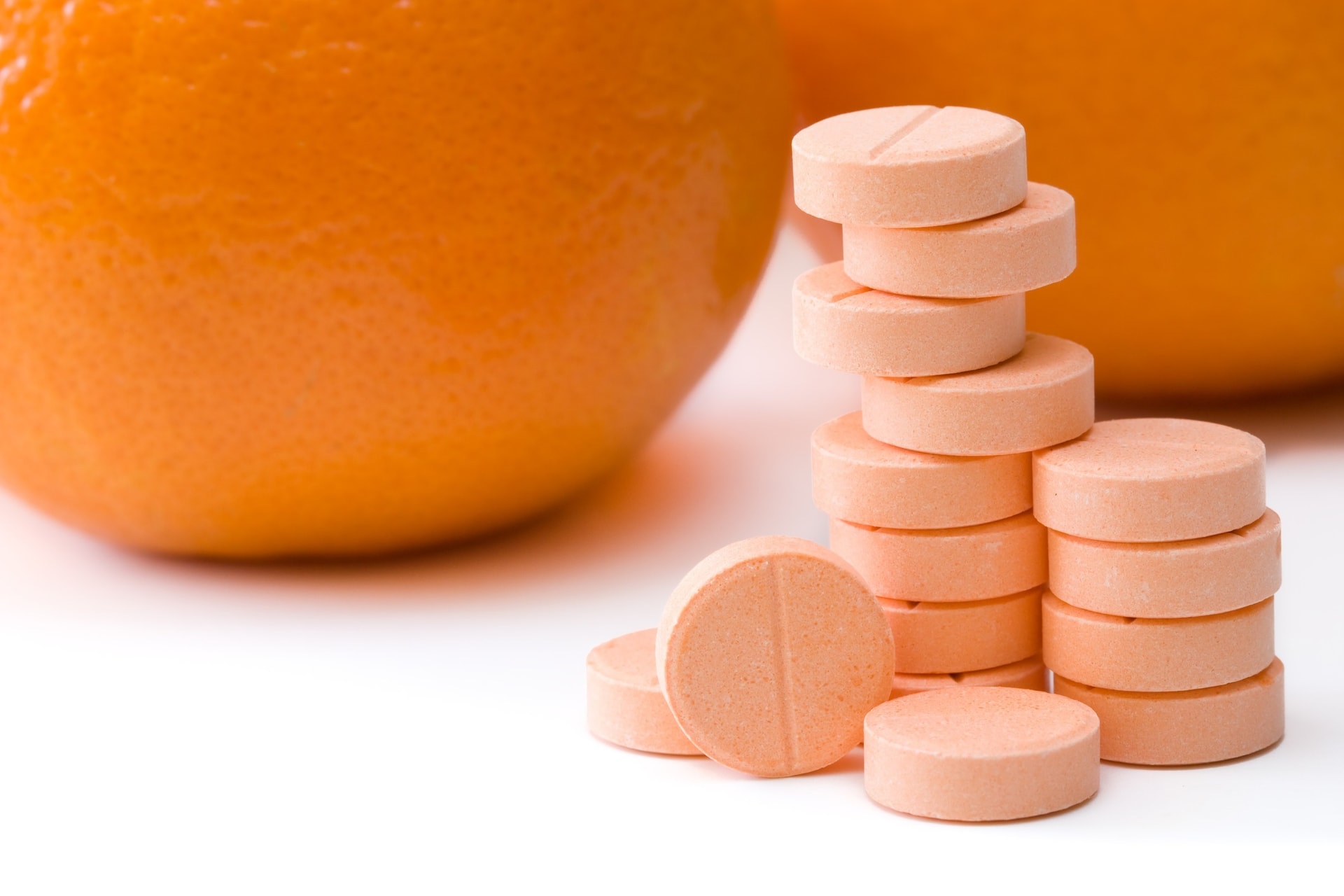 Có nên dùng vitamin C và vitamin D cùng nhau?- Ảnh 2. Có nên dùng vitamin C và vitamin D cùng nhau?- Ảnh 2.