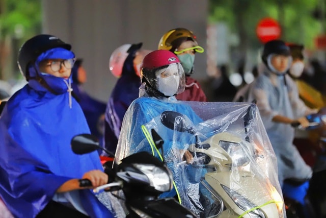 Vì sao Hà Nội hứng mưa lớn kinh hoàng?- Ảnh 2.