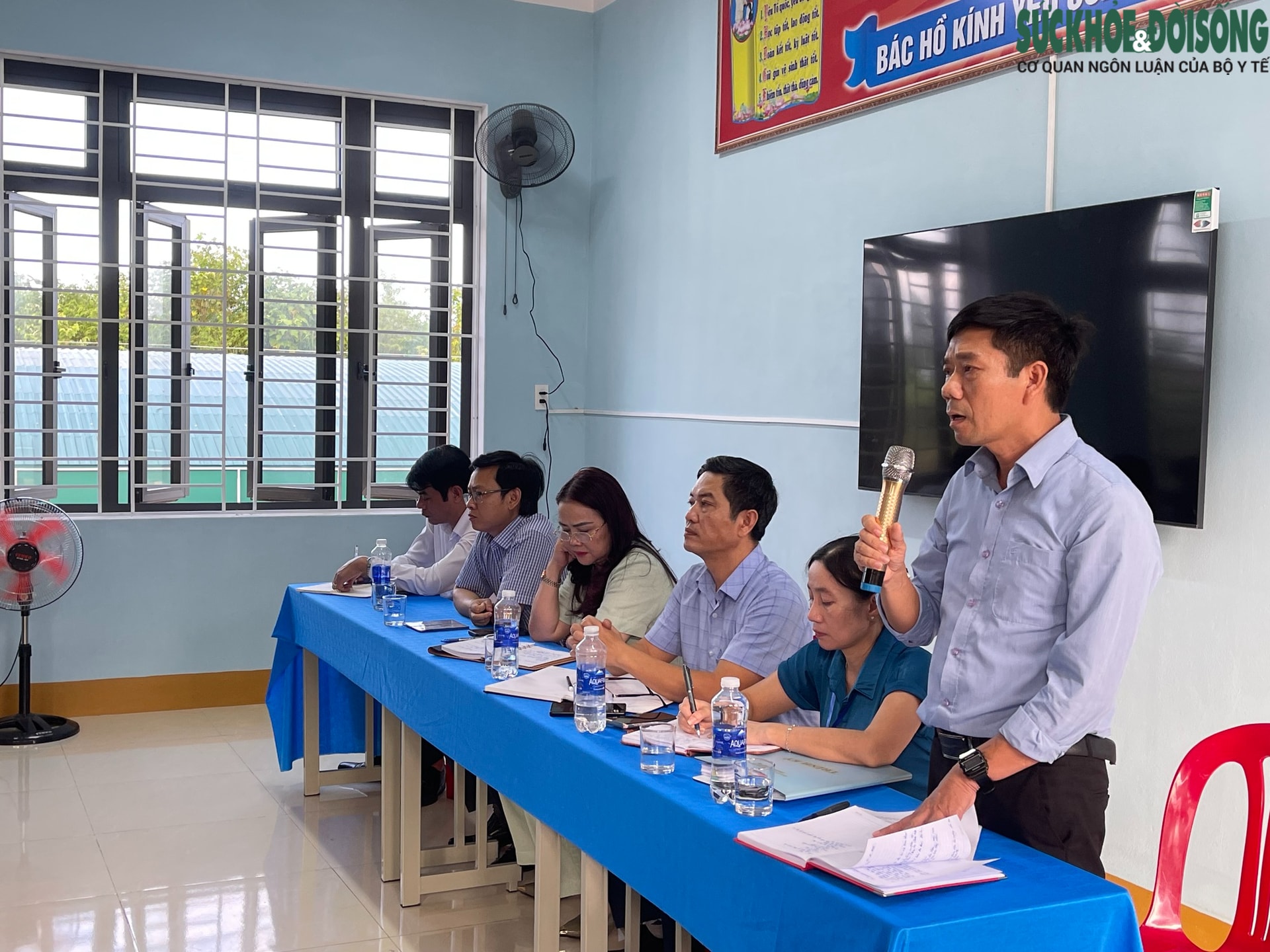 Vụ 40 học sinh nghi ngộ độc thực phẩm: Đề nghị đình chỉ Phó hiệu trưởng- Ảnh 3.