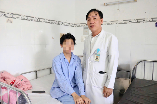 Phẫu thuật thành công u màng não tái phát cho bệnh nhi 15 tuổi- Ảnh 1. Phẫu thuật thành công u màng não tái phát cho bệnh nhi 15 tuổi- Ảnh 1.