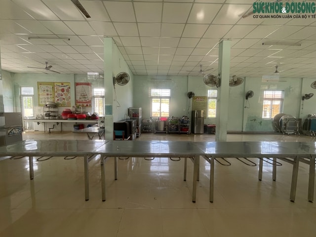 Vụ 40 học sinh nghi ngộ độc thực phẩm: Đề nghị đình chỉ Phó hiệu trưởng- Ảnh 5.