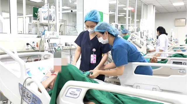 Cụ ông 90 tuổi nguy kịch sau bữa cơm tối- Ảnh 2. Cụ ông 90 tuổi nguy kịch sau bữa cơm tối- Ảnh 2.