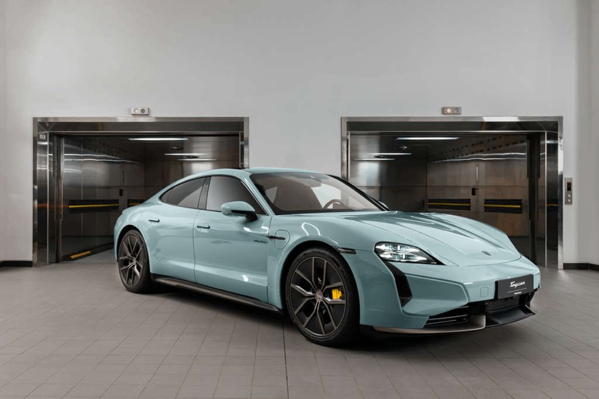 Porsche Taycan Turbo S 2025 là mẫu xe điện thể thao đỉnh cao. (Ảnh: xehay)