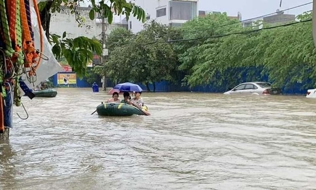 Thái Nguyên phát cảnh báo lũ cao hơn mức lũ do bão Yagi - Ảnh 2. Thái Nguyên phát cảnh báo lũ cao hơn mức lũ do bão Yagi - Ảnh 2.