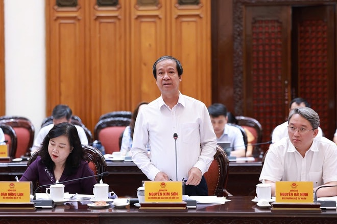 Thủ tướng định hướng sắp xếp đơn vị sự nghiệp công lập lĩnh vực y tế, giáo dục- Ảnh 2. Thủ tướng định hướng sắp xếp đơn vị sự nghiệp công lập lĩnh vực y tế, giáo dục- Ảnh 2.