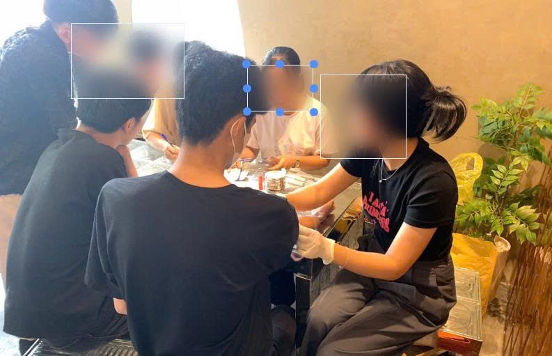 Cộng đồng MSM tích cực thúc đẩy dự phòng HIV ở Huế- Ảnh 1. Cộng đồng MSM tích cực thúc đẩy dự phòng HIV ở Huế- Ảnh 1.