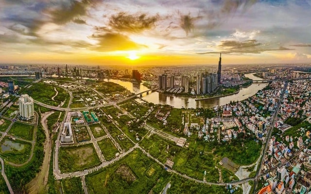Thủ tướng: Kiểm soát chặt tín dụng, ngăn 'thổi giá', 'đẩy giá' bất động sản- Ảnh 1. Thủ tướng: Kiểm soát chặt tín dụng, ngăn 'thổi giá', 'đẩy giá' bất động sản- Ảnh 1.
