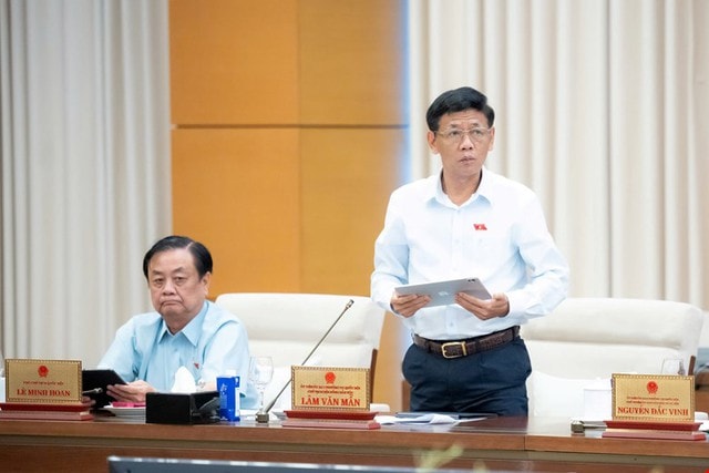 Phó Chủ tịch Quốc hội lo ngại về 'sang chấn tinh thần sau thiên tai'- Ảnh 2. Phó Chủ tịch Quốc hội lo ngại về 'sang chấn tinh thần sau thiên tai'- Ảnh 2.
