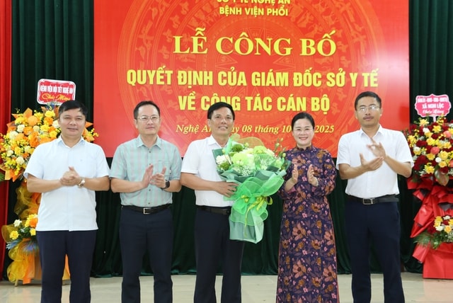 Bệnh viện Phổi Nghệ An có tân Giám đốc- Ảnh 4. Bệnh viện Phổi Nghệ An có tân Giám đốc- Ảnh 4.