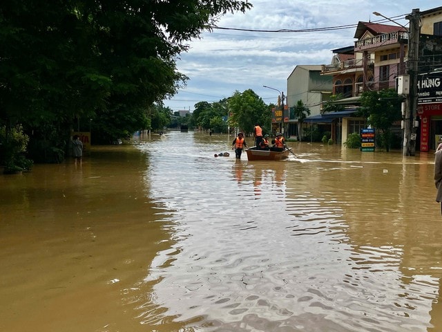Lý do nào khiến Thái Nguyên ngập lụt lớn nhất trong lịch sử?- Ảnh 3. Lý do nào khiến Thái Nguyên ngập lụt lớn nhất trong lịch sử?- Ảnh 3.