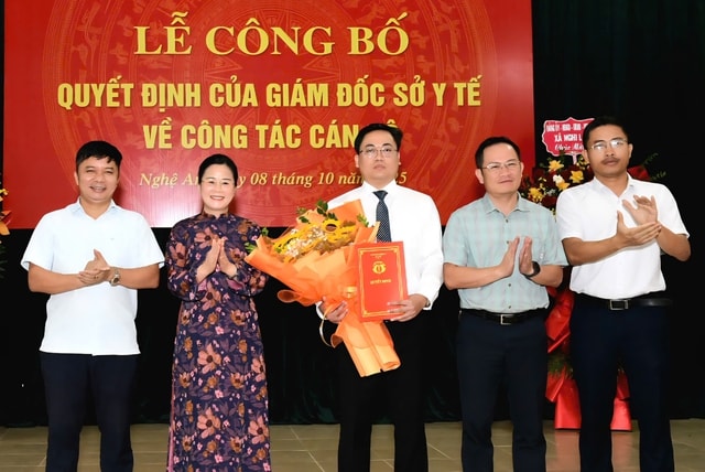 Bệnh viện Phổi Nghệ An có tân Giám đốc- Ảnh 3. Bệnh viện Phổi Nghệ An có tân Giám đốc- Ảnh 3.