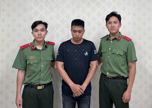 Bắt giam đối tượng lừa đảo chiếm đoạt ô tô thuê tự lái tại Đồng Nai- Ảnh 1.