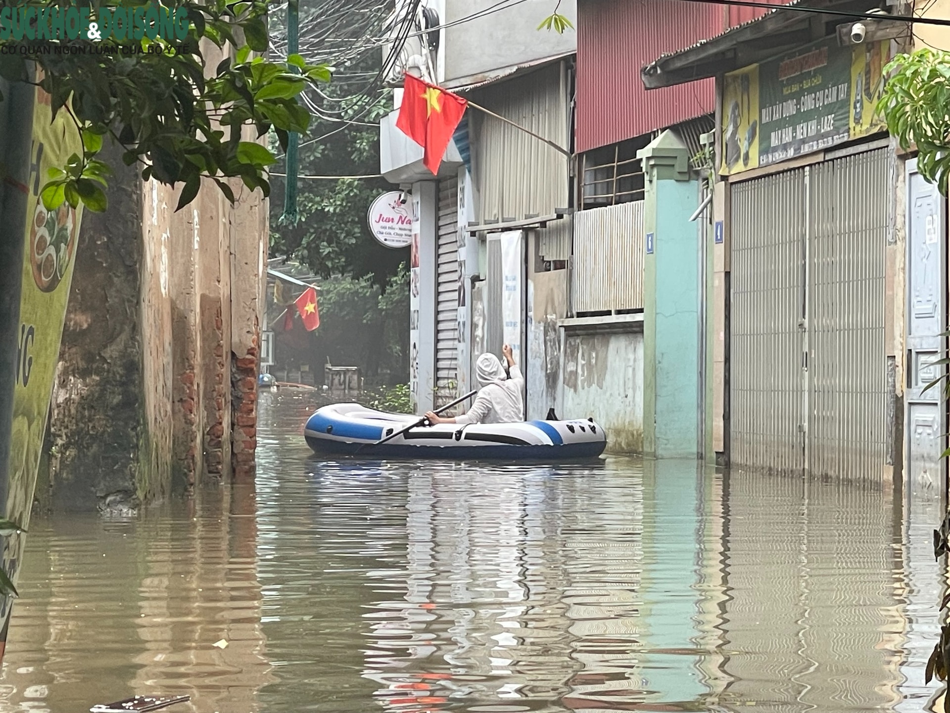 'Rốn nước' phố Cầu Cốc, Hà Nội: Hơn một tháng ngập ba lần- Ảnh 2. 'Rốn nước' phố Cầu Cốc, Hà Nội: Hơn một tháng ngập ba lần- Ảnh 2.