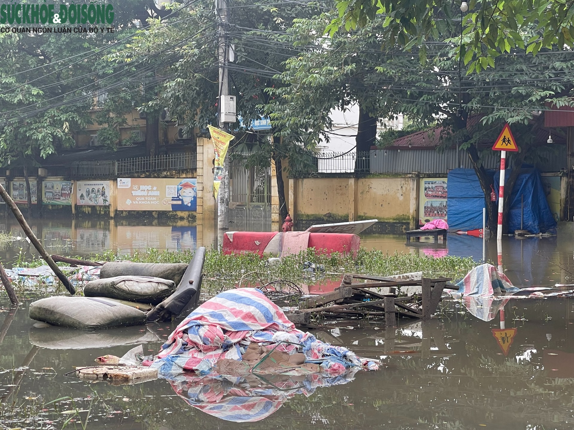 'Rốn nước' phố Cầu Cốc, Hà Nội: Hơn một tháng ngập ba lần- Ảnh 6. 'Rốn nước' phố Cầu Cốc, Hà Nội: Hơn một tháng ngập ba lần- Ảnh 6.