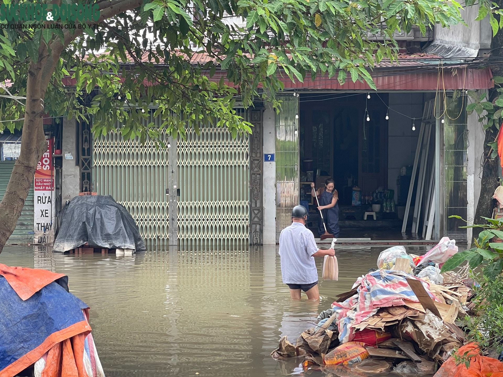 'Rốn nước' phố Cầu Cốc, Hà Nội: Hơn một tháng ngập ba lần- Ảnh 8. 'Rốn nước' phố Cầu Cốc, Hà Nội: Hơn một tháng ngập ba lần- Ảnh 8.