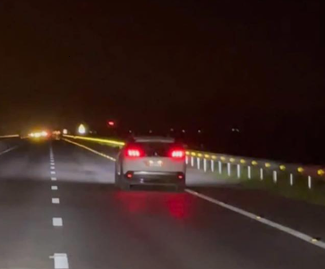 Công an tỉnh Bắc Ninh kêu gọi tài xế ô tô gây tai nạn ra trình diện- Ảnh 1. Công an tỉnh Bắc Ninh kêu gọi tài xế ô tô gây tai nạn ra trình diện- Ảnh 1.