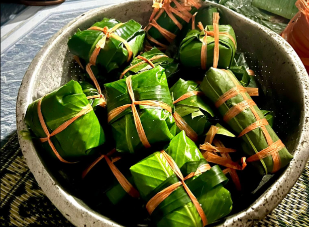 Thực phẩm nào phù hợp để gửi cứu trợ vùng lũ?- Ảnh 1. Thực phẩm nào phù hợp để gửi cứu trợ vùng lũ?- Ảnh 1.