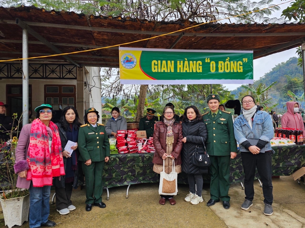 PGS.TS Nguyễn Kim Nữ Hiếu được vinh danh 'Công dân Thủ đô ưu tú' năm 2025- Ảnh 3. PGS.TS Nguyễn Kim Nữ Hiếu được vinh danh 'Công dân Thủ đô ưu tú' năm 2025- Ảnh 3.