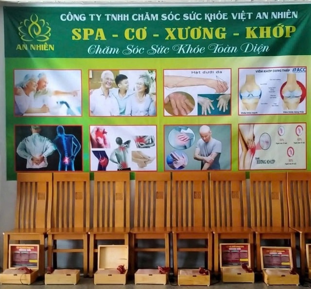 Khởi tố một đối tượng về tội 'Lừa dối khách hàng' thông qua các buổi trải nghiệm và tư vấn sức khoẻ- Ảnh 1.