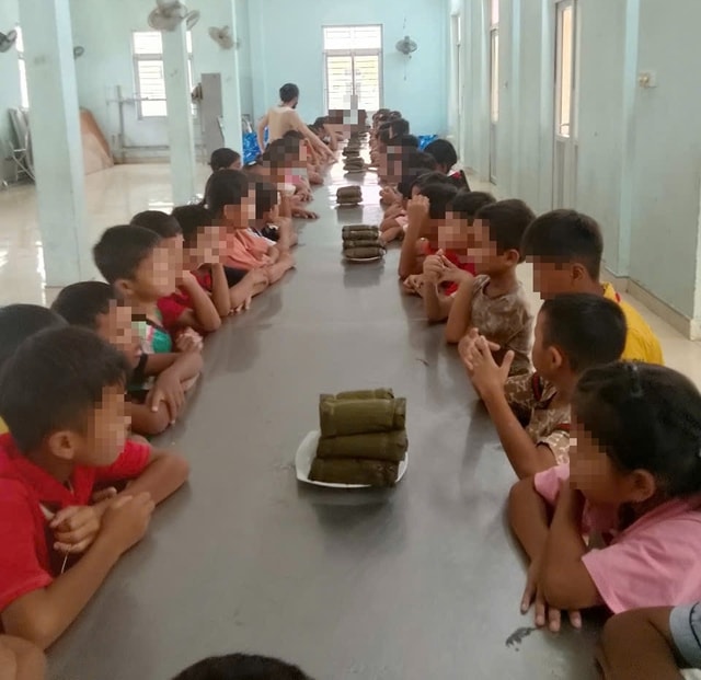 Vụ 40 học sinh trường dân tộc bán trú nhập viện: Nữ hiệu phó gửi đơn kêu cứu- Ảnh 4. Vụ 40 học sinh trường dân tộc bán trú nhập viện: Nữ hiệu phó gửi đơn kêu cứu- Ảnh 4.