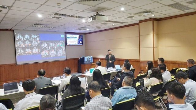 Lần đầu tiên tại Việt Nam thực hiện kỹ thuật điều biến dây thần kinh phế vị điều trị động kinh kháng thuốc- Ảnh 1. Lần đầu tiên tại Việt Nam thực hiện kỹ thuật điều biến dây thần kinh phế vị điều trị động kinh kháng thuốc- Ảnh 1.